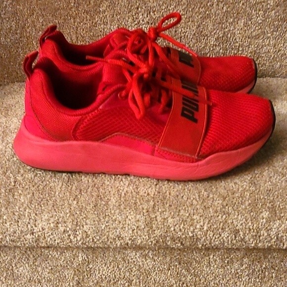 Puma Kids Red Running Shoes 366901-10 Size 4.5C - Picture 1 of 8